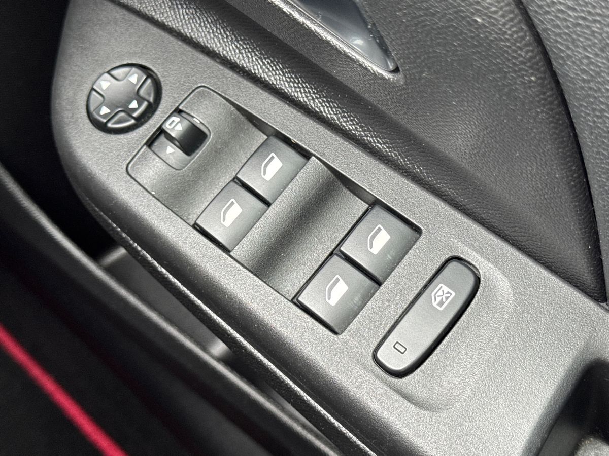 Used Vauxhall Corsa 2022 for sale - 75992926: Photo 17