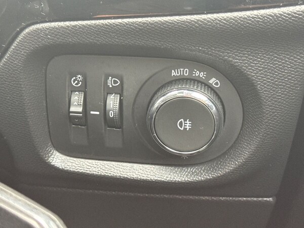 Used Vauxhall Corsa 2020 for sale - 76104376: Photo 29