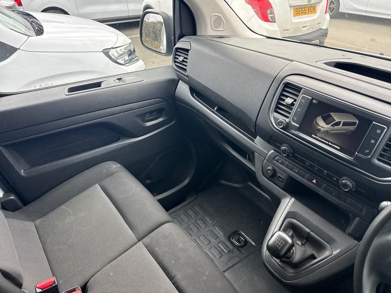 Used Vauxhall Vivaro 2023 for sale - 77910246: Photo 15