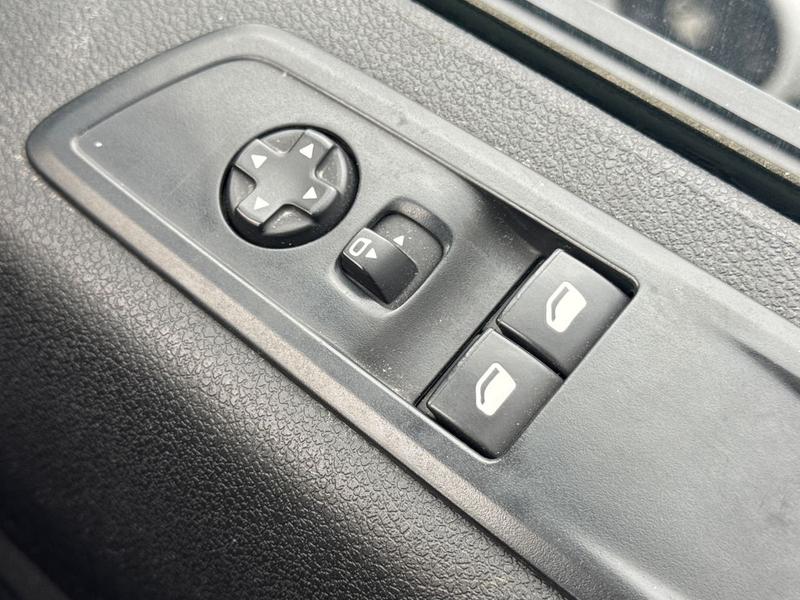 Used Vauxhall Vivaro 2023 for sale - 77910246: Photo 17