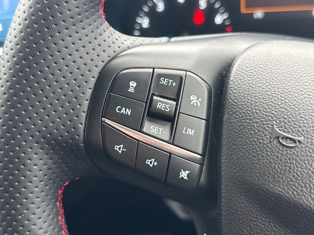 Used Ford Focus 2023 for sale - 76696466: Photo 22