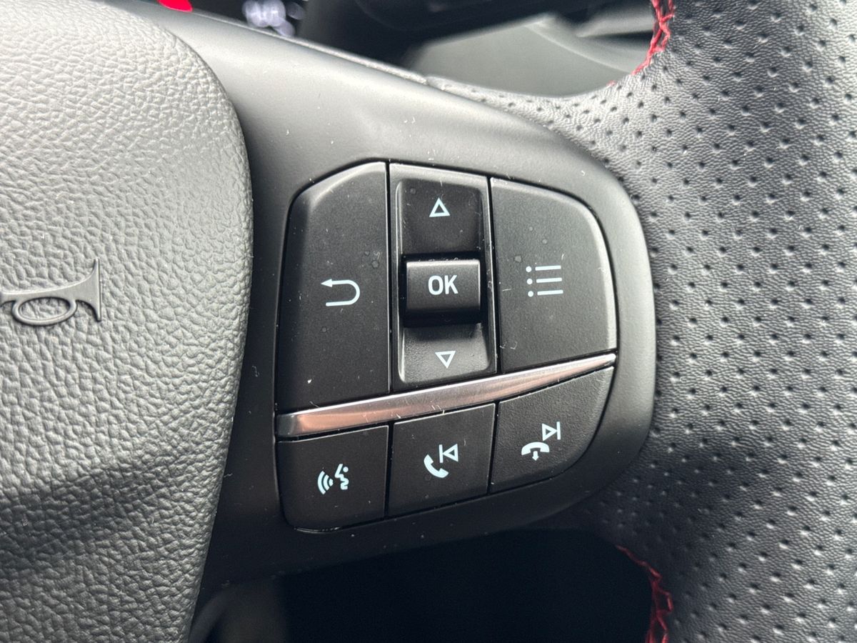 Used Ford Focus 2023 for sale - 76696466: Photo 23