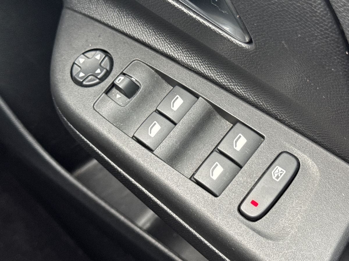 Used Vauxhall Corsa 2022 for sale - 76458833: Photo 17