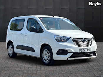2022 - Combo 1.2 Life Edition 5-Door