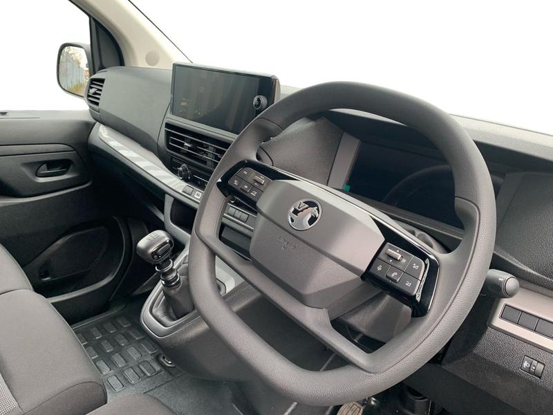 Used Vauxhall Vivaro 2024 for sale - 77910458: Photo 3