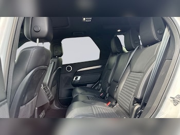 Used Land Rover Discovery 2023 for sale - 79200560: Photo