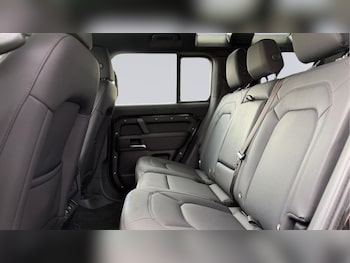 Used Land Rover Defender 110 2025 for sale - 79278086: Photo