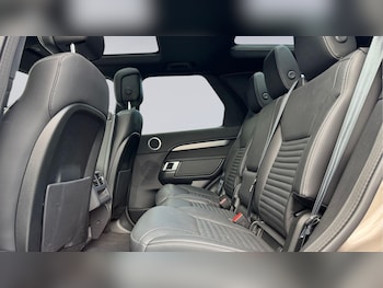 Used Land Rover Discovery 2022 for sale - 79200061: Photo