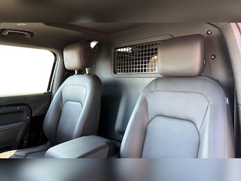 Used Land Rover Defender 2024 for sale - 79347509: Photo