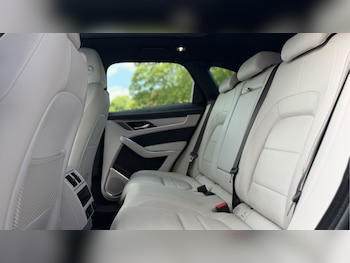 Used Jaguar F-Pace 2024 for sale - 79335891: Photo