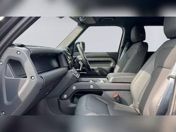 Used Land Rover Defender 2026 for sale - 79199467: Photo