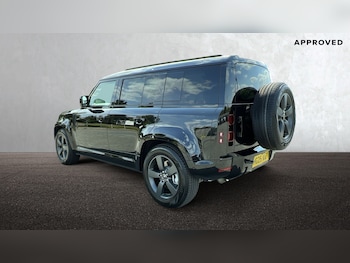 Used Land Rover Defender 2025 for sale - 79200438: Photo