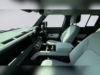 Used Land Rover Defender 2025 for sale - 79200438: Photo