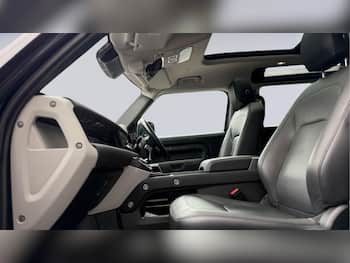 Used Land Rover Defender 90 2022 for sale - 79836091: Photo