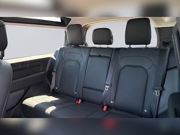 Used Land Rover Defender 90 2023 for sale - 79200222: Photo