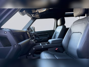Used Land Rover Defender 90 2023 for sale - 79400853: Photo