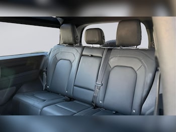 Used Land Rover Defender 90 2023 for sale - 79400853: Photo