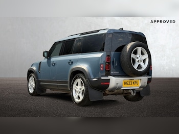 Used Land Rover Defender 110 2023 for sale - 79372531: Photo