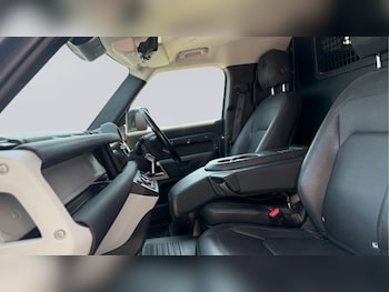 Used Land Rover Defender 110 2023 for sale - 79372531: Photo