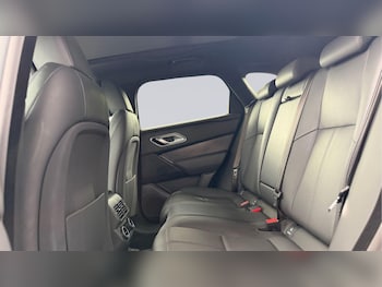 Used Land Rover Range Rover Velar 2024 for sale - 79347513: Photo