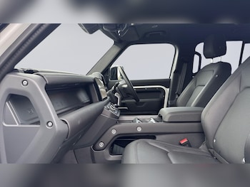 Used Land Rover Defender 2025 for sale - 79199325: Photo
