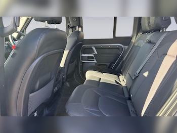 Used Land Rover Defender 2023 for sale - 79199886: Photo