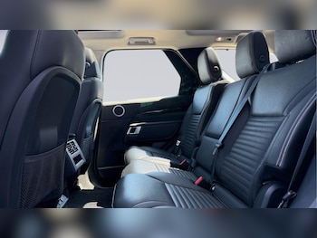 Used Land Rover Discovery 2022 for sale - 79200283: Photo