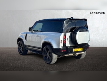 Used Land Rover Defender 2024 for sale - 79543886: Photo