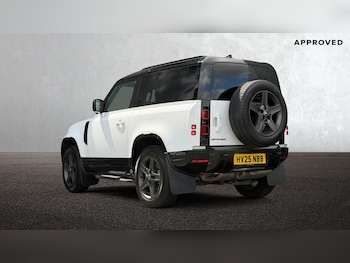 Used Land Rover Defender 2025 for sale - 79475148: Photo