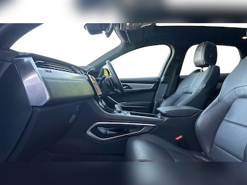 Used Jaguar F-Pace 2024 for sale - 79347557: Photo