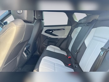 Used Land Rover Range Rover Evoque 2025 for sale - 79200358: Photo