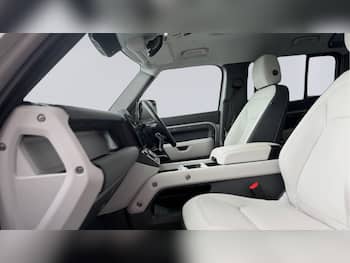 Used Land Rover Defender 2026 for sale - 79740176: Photo