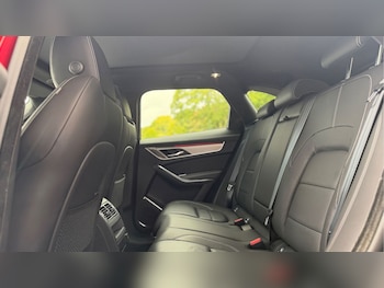 Used Jaguar F-Pace 2023 for sale - 79347524: Photo