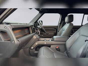 Used Land Rover Defender 2025 for sale - 79198818: Photo