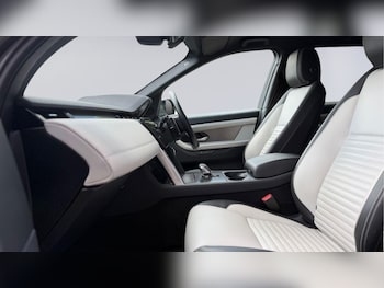 Used Land Rover Discovery Sport 2025 for sale - 79552459: Photo