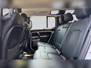 Used Land Rover Defender 2024 for sale - 79360545: Photo