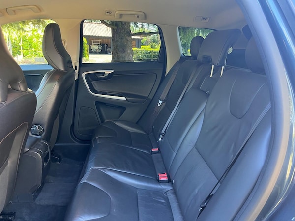 Used Volvo XC60 2009 for sale - 74617438: Photo 15