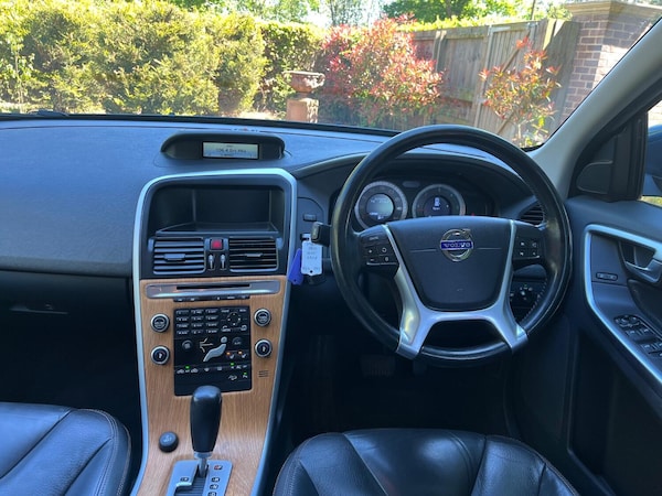 Used Volvo XC60 2009 for sale - 74617438: Photo 21