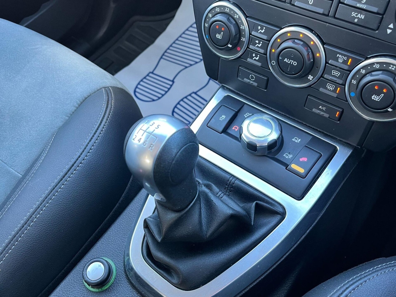 Used Land Rover Freelander 2 2012 for sale - 77149611: Photo 24