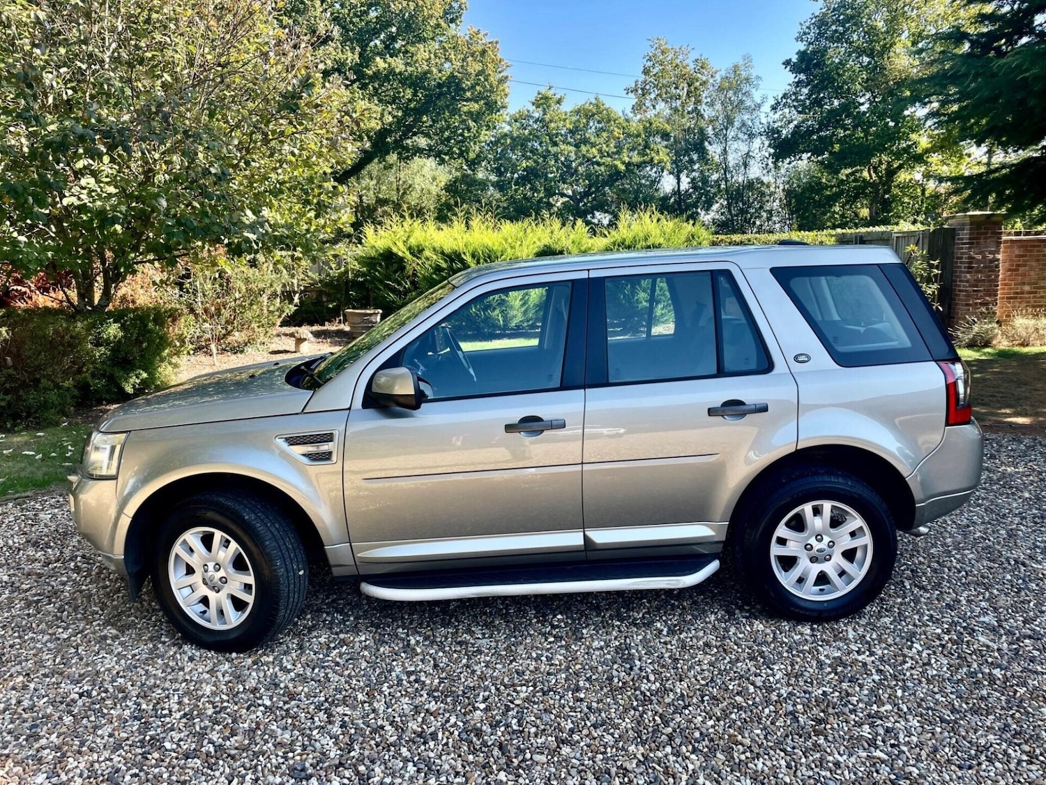 Used Land Rover Freelander 2 2011 for sale - 76776392: Photo 7