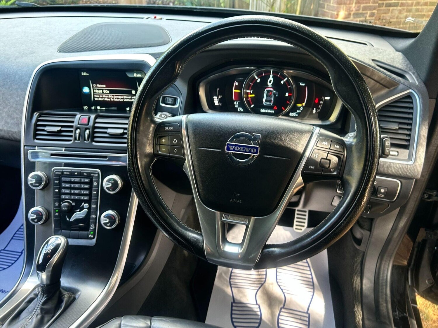 Used Volvo XC60 2014 for sale - 77199347: Photo 32