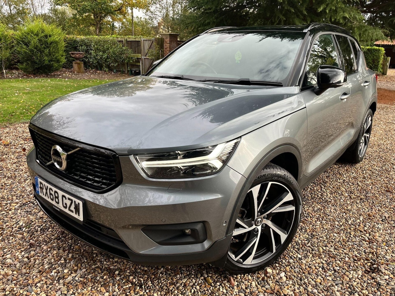 Used Volvo XC40 2019 for sale - 76776427: Photo 6