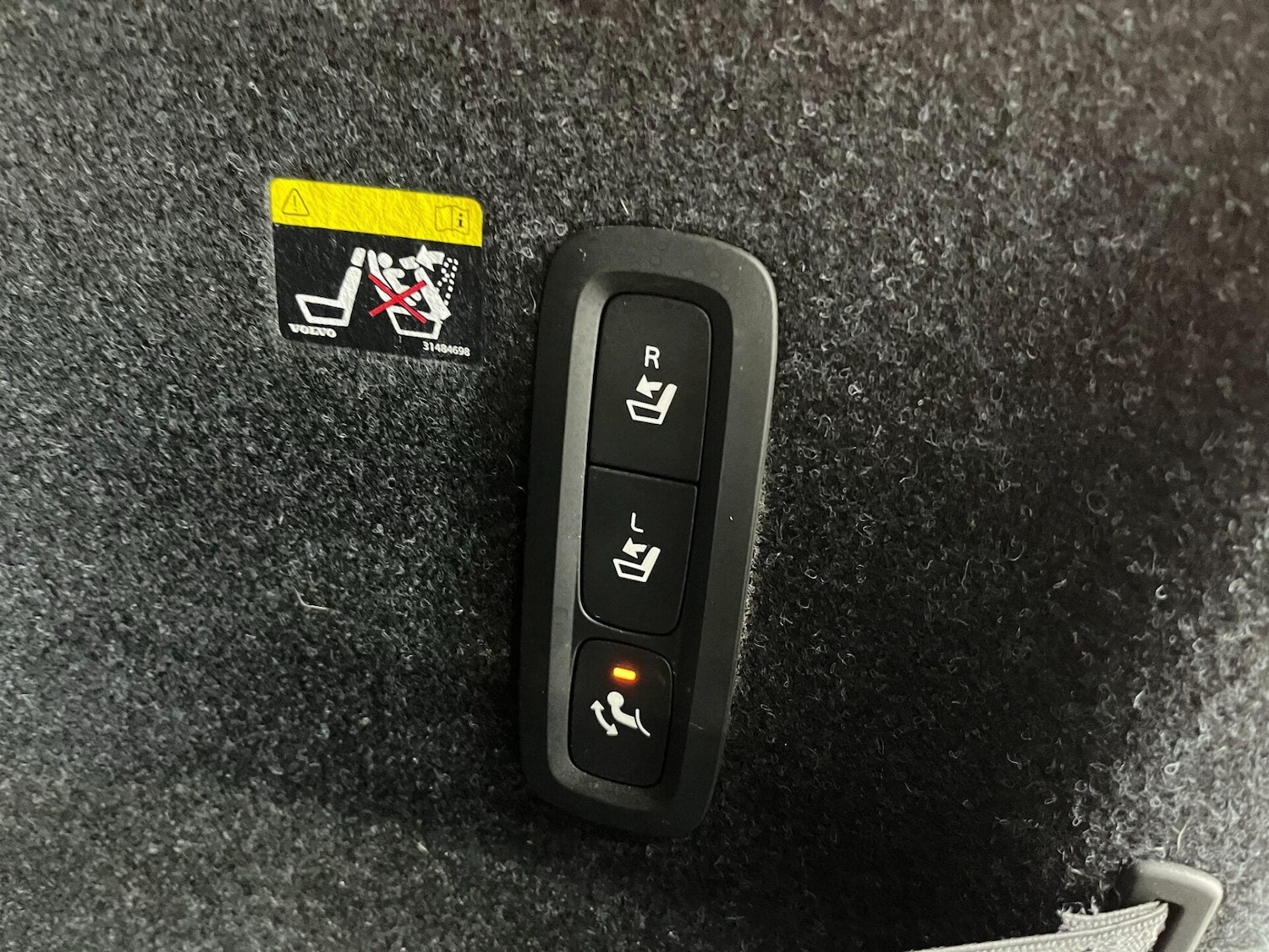 Used Volvo XC40 2019 for sale - 76776427: Photo 8