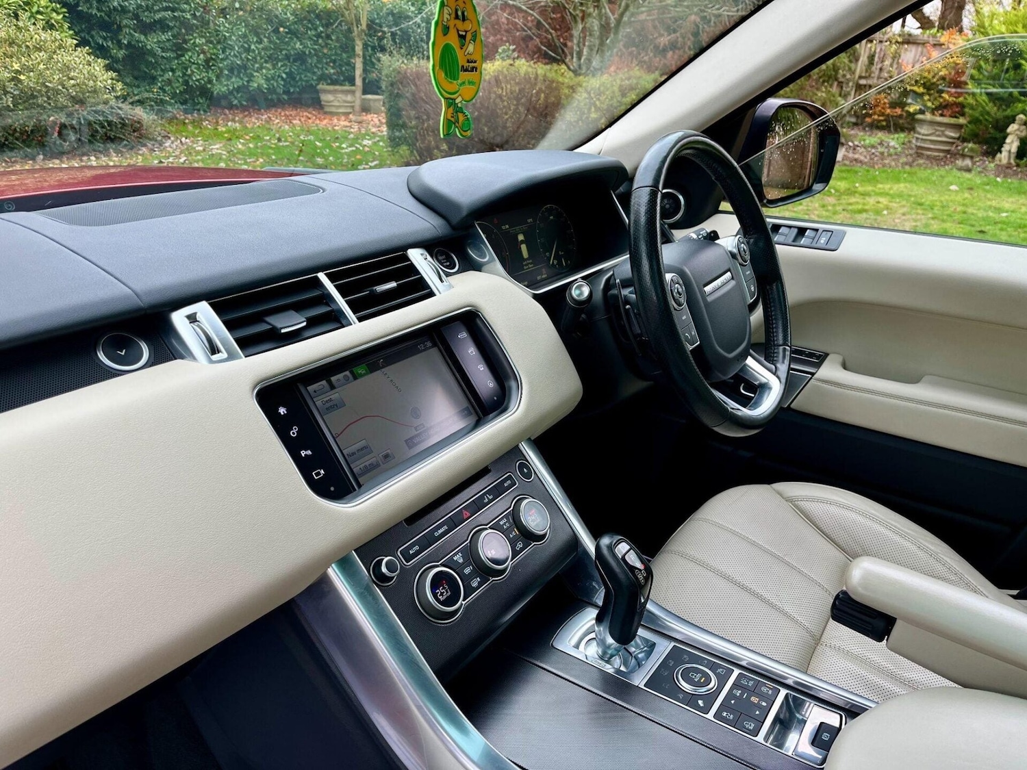 Used Land Rover Range Rover Sport 2016 for sale - 76969860: Photo 27