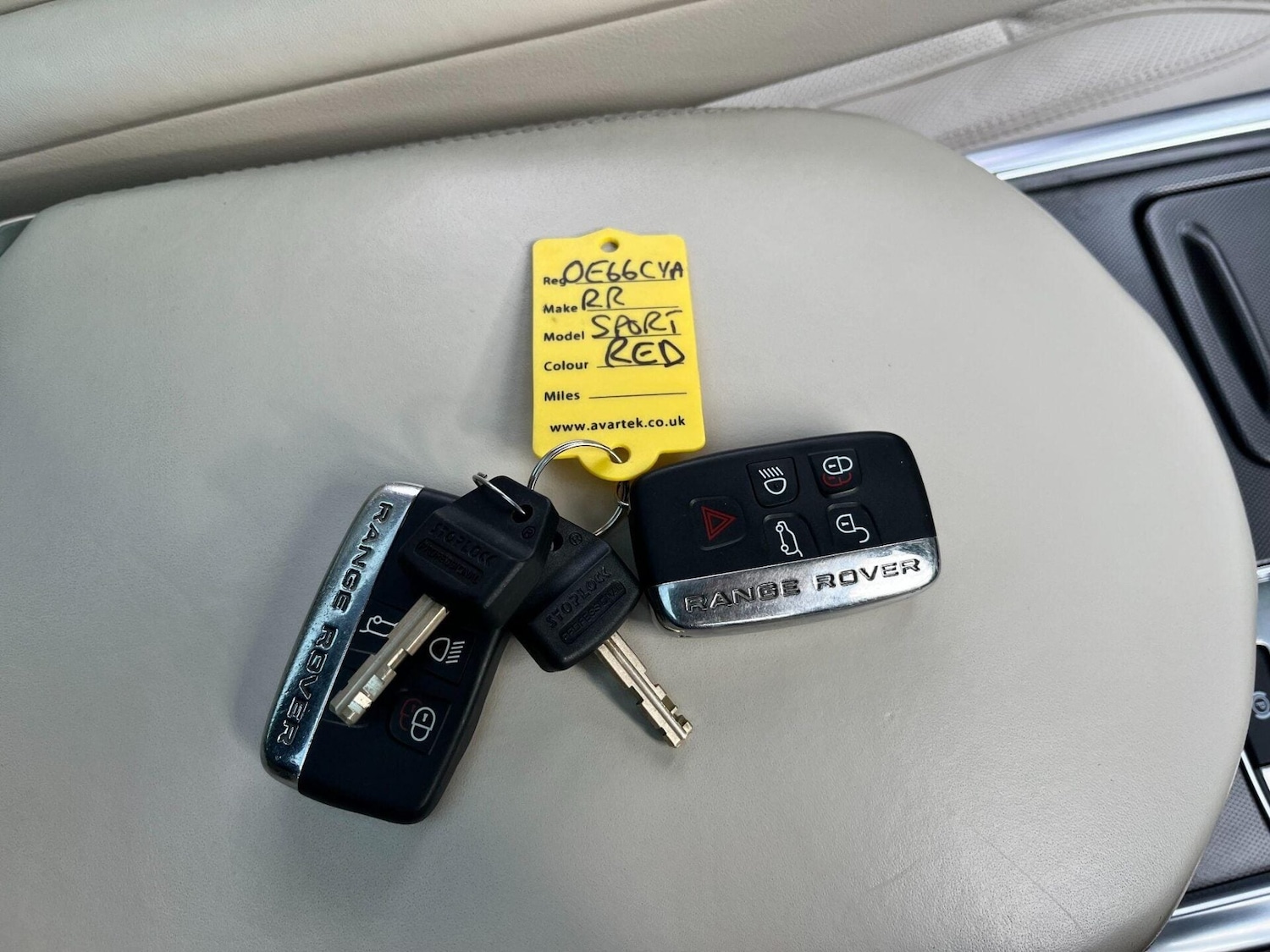 Used Land Rover Range Rover Sport 2016 for sale - 76969860: Photo 32