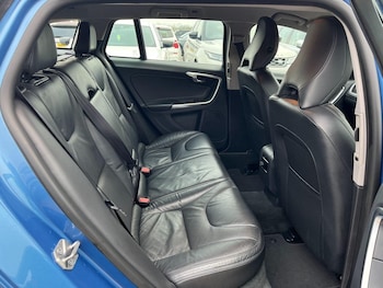 Used Volvo V60 2013 for sale - 77789389: Photo