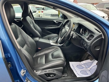 Used Volvo V60 2013 for sale - 77789389: Photo