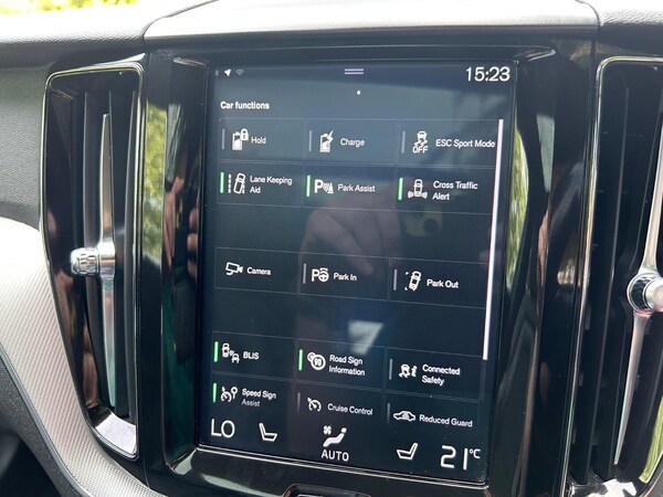 Used Volvo XC60 2018 for sale - 74955593: Photo 35
