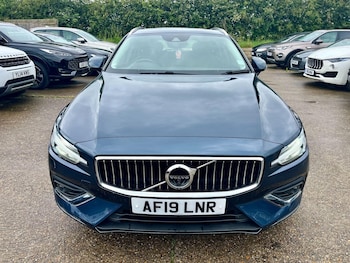 Used Volvo V60 2019 for sale - 78746749: Photo