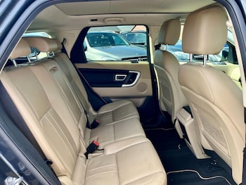 Used Land Rover Discovery Sport 2017 for sale - 78522259: Photo